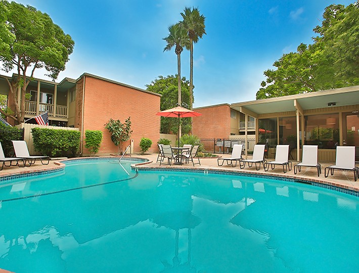 Carmel Apartments, Corpus Christi (see pics &amp; AVAIL)