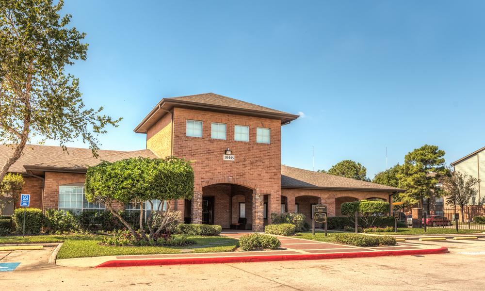 Sutter Ranch, Houston (see reviews, pics &amp; AVAIL)