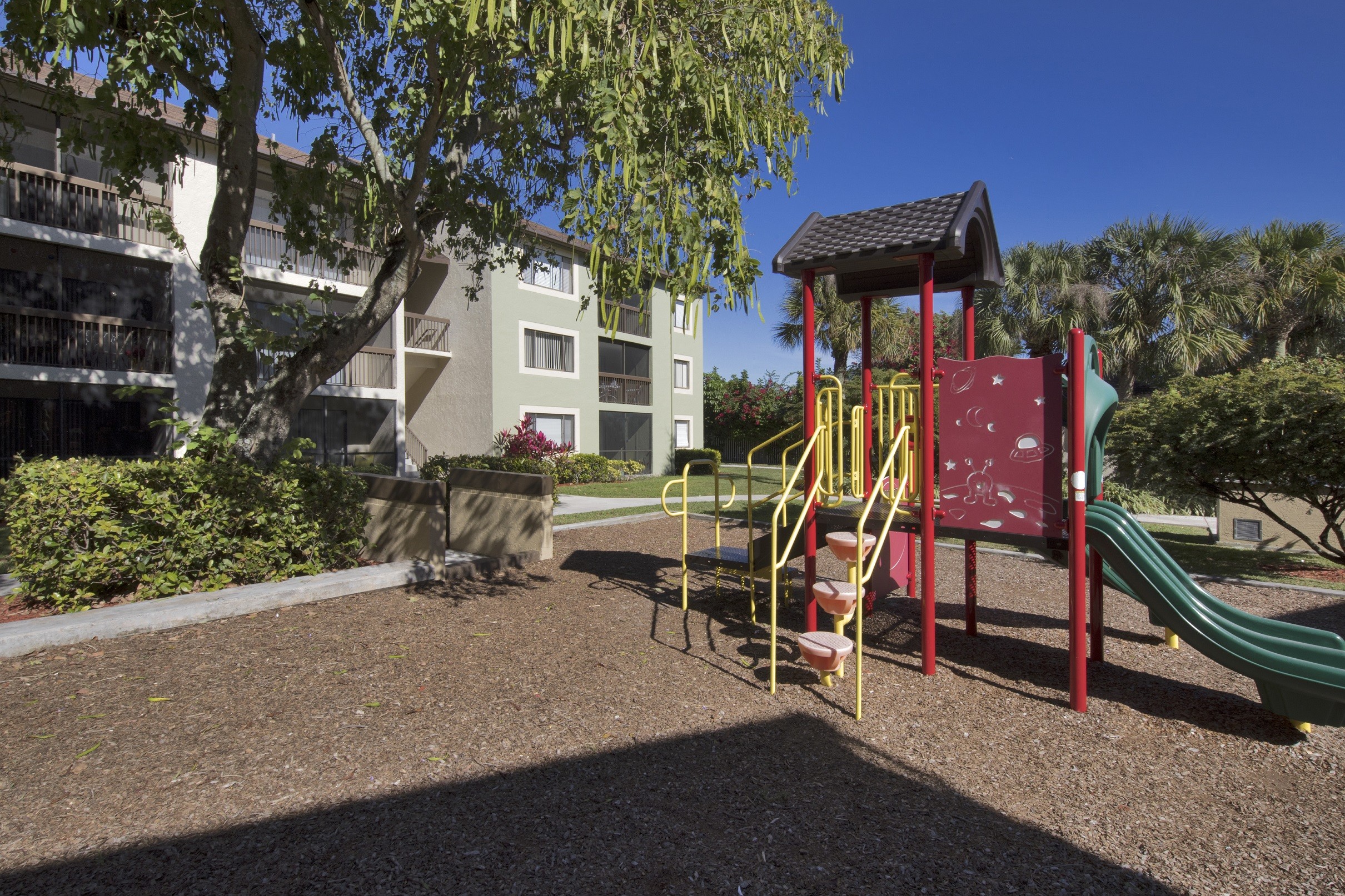 Cascades at the Hammocks, Miami (see pics & AVAIL)