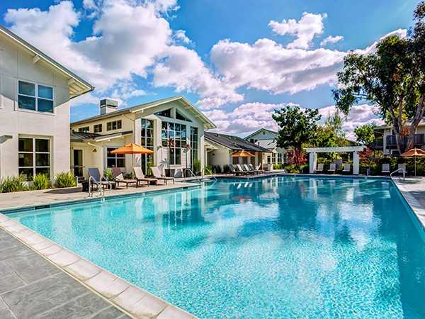 The Markham Apartments, Cupertino (see reviews, pics