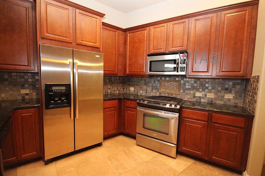 Renting in San Antonio What will 1,700 get you?