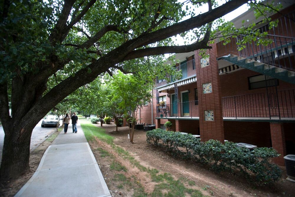 Myrtle Street Apartments, Atlanta (see pics & AVAIL)